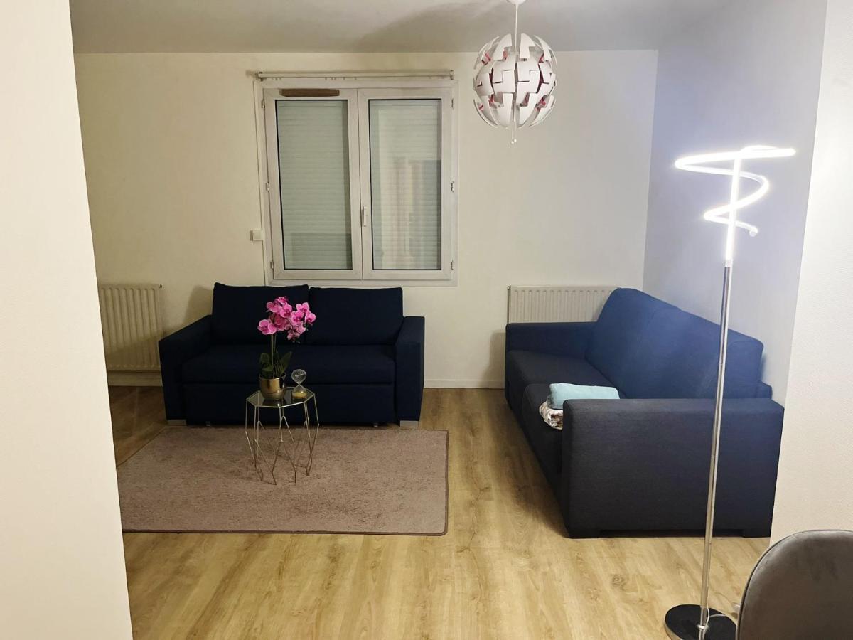 Logement Entier Chambre+Salon + Jardin & Terrasse Les Ulis Extérieur photo