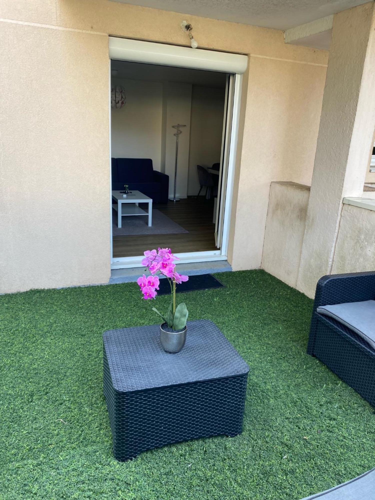 Logement Entier Chambre+Salon + Jardin & Terrasse Les Ulis Extérieur photo